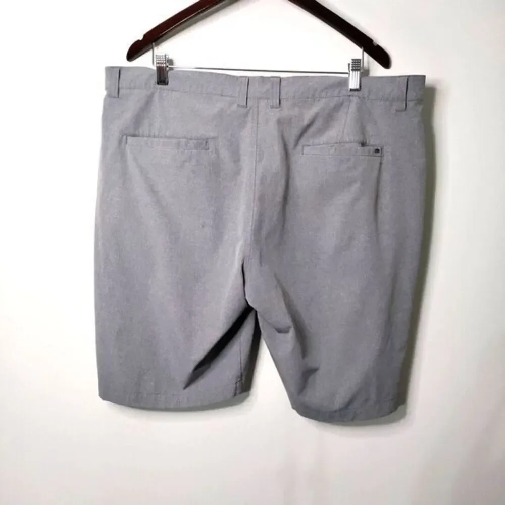 Travis Mathew Gray Stretch Performance Golf‎ Resort Preppy Beach Shorts Men 40